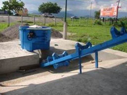 Concrete pan mixer & belt conveyor to take mix to concrete block machine