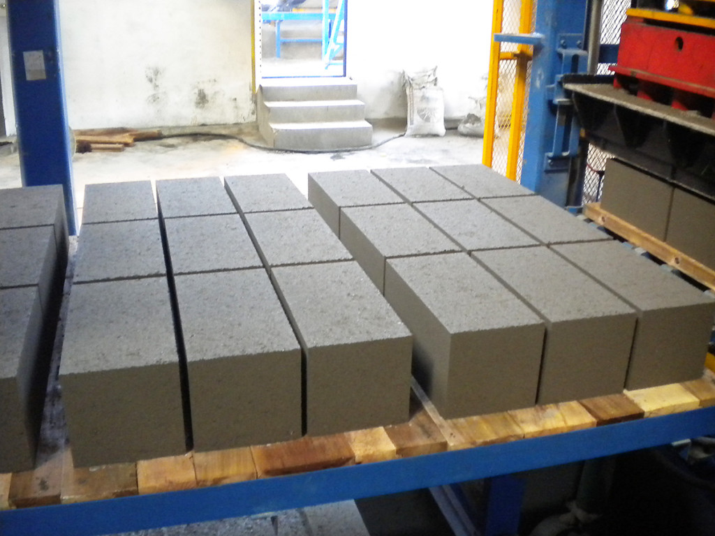 Reit marketing RT9 making solid blocks